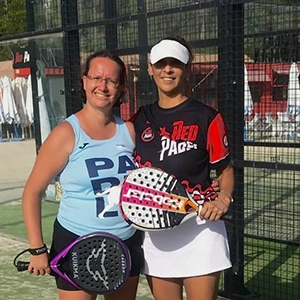 Nathalie A., a player from Strasbourg, shares her thoughts on her second Padel training camp in Alicante