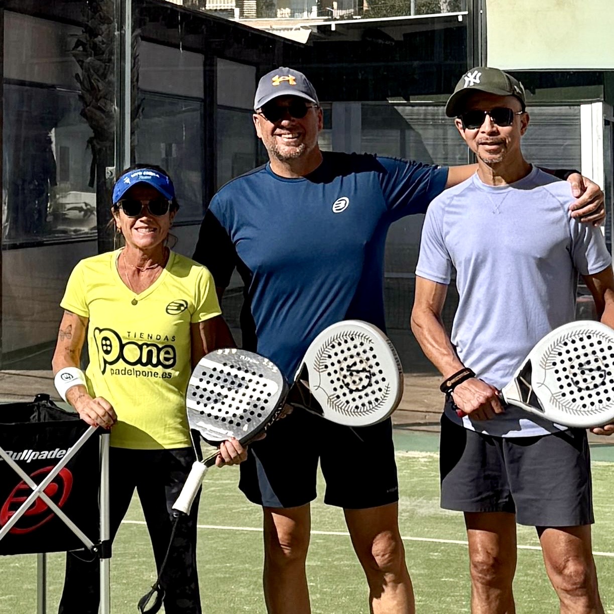 Sirano R.: “Victoria is enorm gemotiveerd om les te geven, je voelt haar passie voor padel !”
